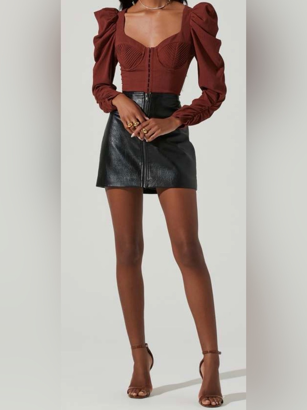 NWT ASTR The Label Quinn Corset Puff Sleeve Crop Top Brown Size S